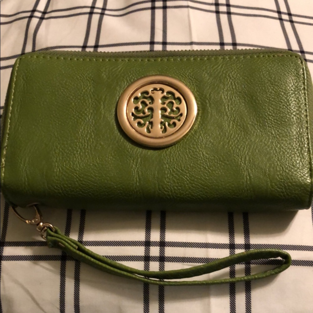 🛑SOLD🛑Wristlet
